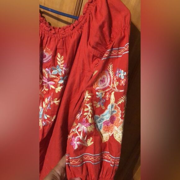 95. Free People Off the Shoulder Red Floral Embroidered Mini Dress Sz medium - Picture 4 of 5